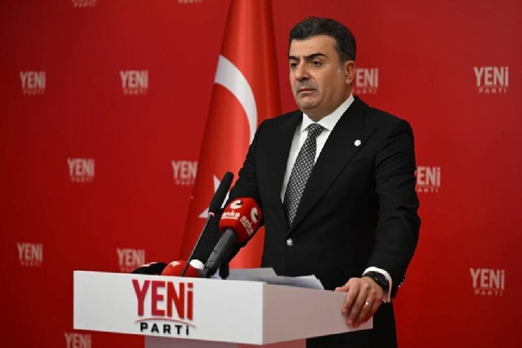 Yeni Parti'den isim tartışmalarına yanıt: "İsmimizi koruyoruz"