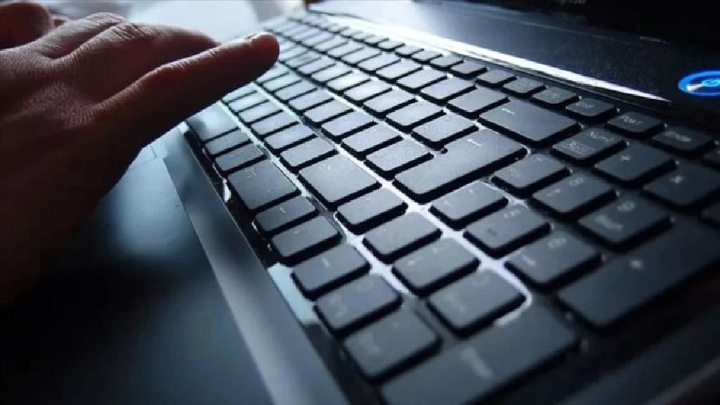 Yasa dışı içerik barındıran 420 internet sitesine erişim engeli