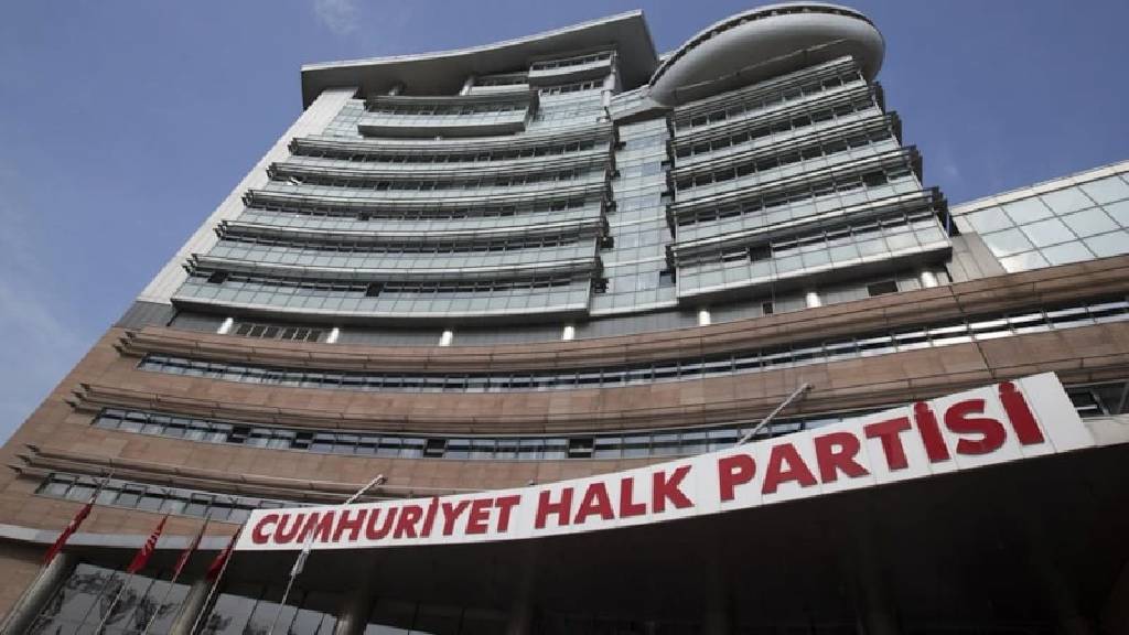Ankara'da 6 belediye başkanı CHP'den istifa etti