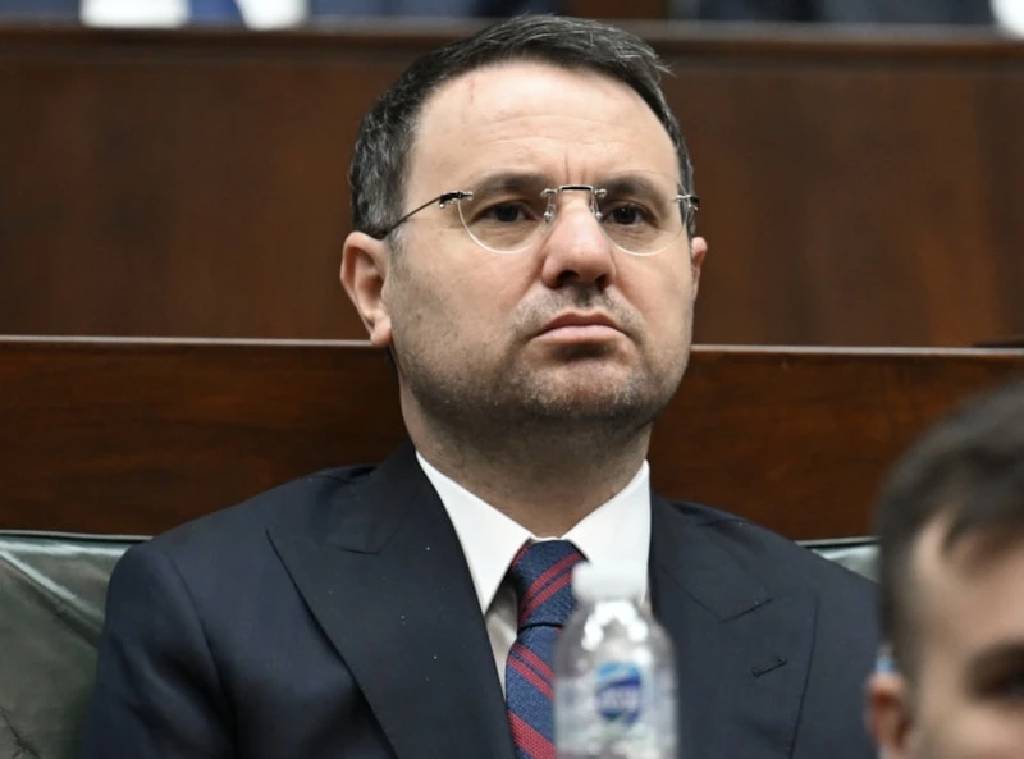 "Dezenformasyonla Mücadale Büroları kuruluyor"